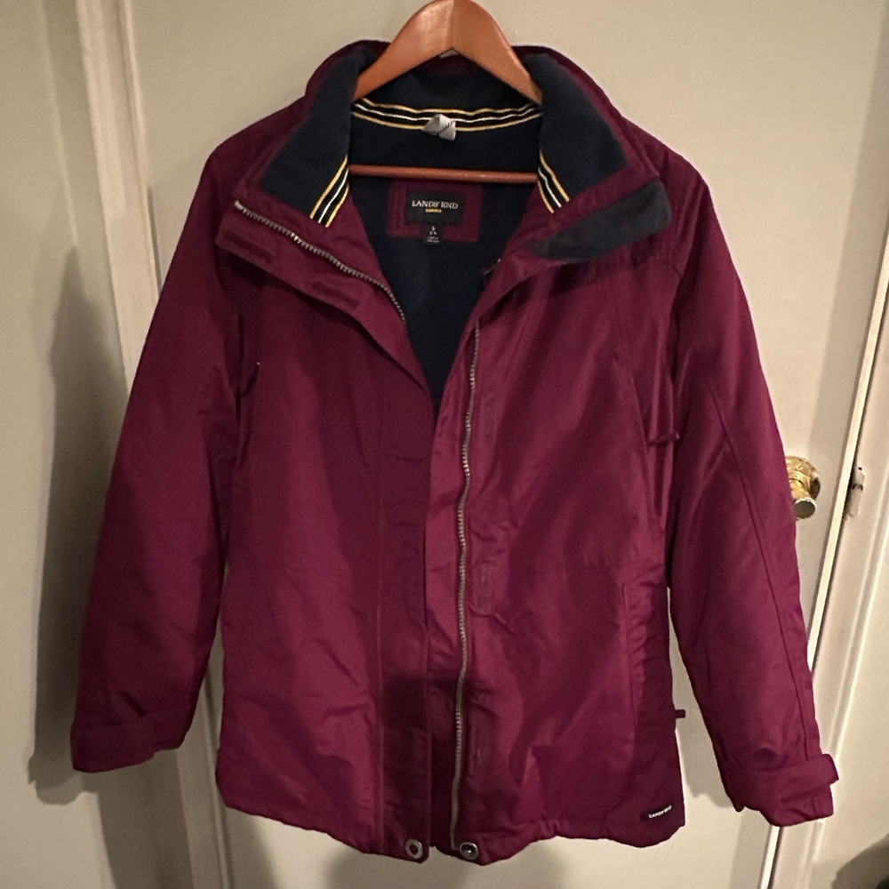 Women’s Small Lands' End Burgundy/Cranberry Squall Parka.
